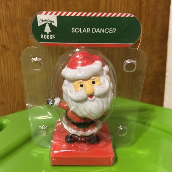 NIB Three 2007 Solar Powered Dancing Christmas Figures,, Santa, Elf and Reindeer - Picture 4 of 6